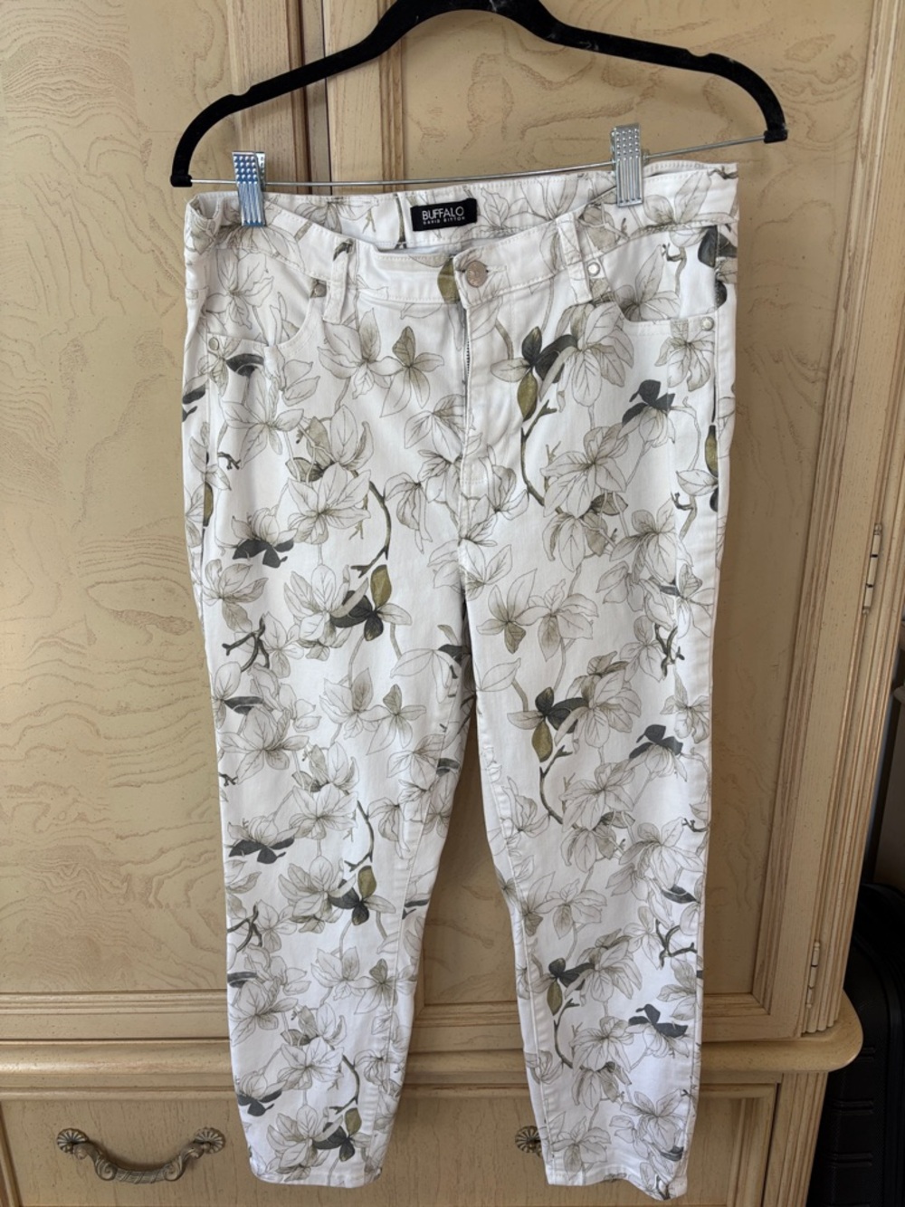 Buffalo David Bitton White Jeans with Gray and Olive Floral Print